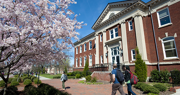 Spring has nearly sprung. And there’s a lot to do virtually every weekday evening at UNCG. What about the weekends? Here’s a sampling of ways to enjoy yourself, Spartan-style